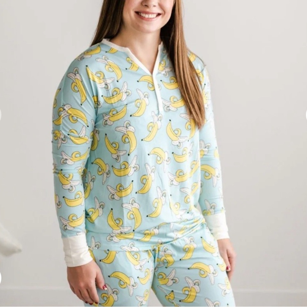 Little sleepies banana pajamas set